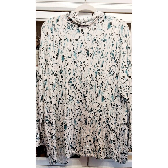 J. Jill Floral Print Tunic - White and Blue - Picture 3 of 5